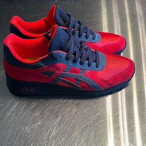 Men’s ASICS